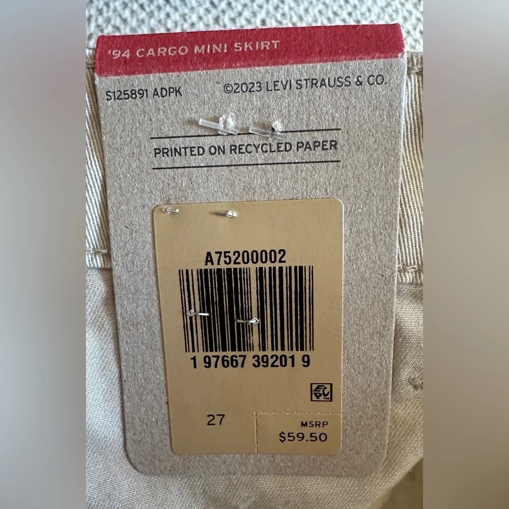 Levi’s ‘94 cargo mini skirt